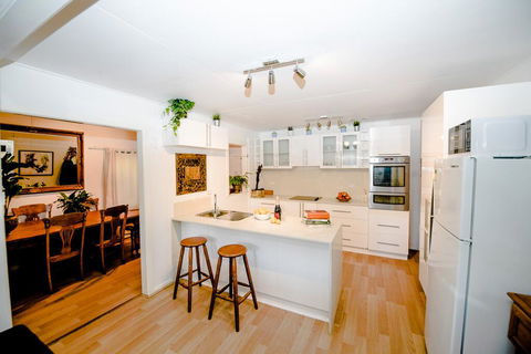 Jaspers Apartments - Accommodation Sunshine Coast 2