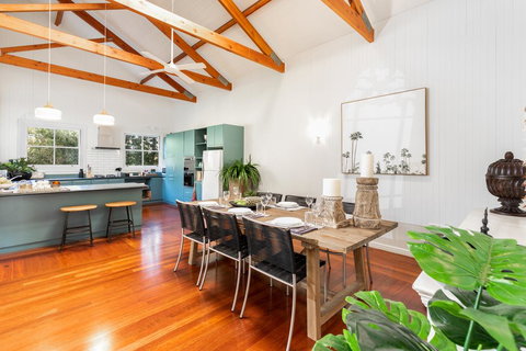 Jetty House - Accommodation Sunshine Coast 1