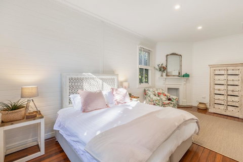Jetty House - Accommodation Sunshine Coast 2