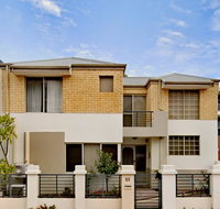 Joondalup Guest Home - Accommodation Sunshine Coast