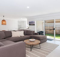 Kay's Hideaway - WiFi - Air-conditioned - Accommodation Sunshine Coast