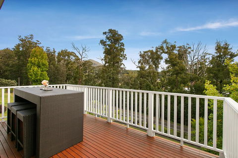 Kerami Manor & Day Spa - Accommodation Sunshine Coast 3