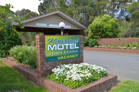Kingswood Motel - Accommodation Sunshine Coast 0