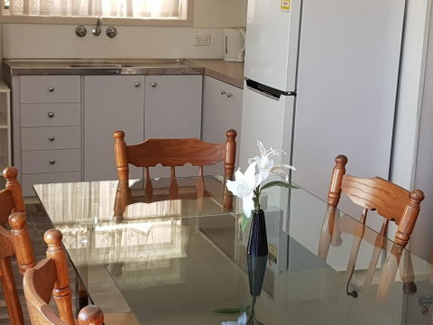 Kipparing Village Motel - Accommodation Sunshine Coast 3
