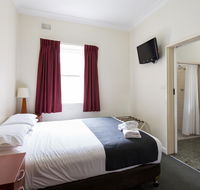 Knickerbocker Hotel - Accommodation Sunshine Coast