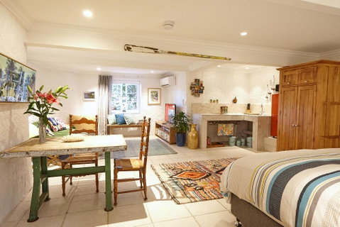 Kookaburra Down Under Coogee Beach - Accommodation Sunshine Coast 0