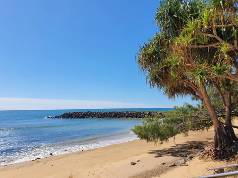 Koola Beach Apartments Bargara - Accommodation Sunshine Coast 2