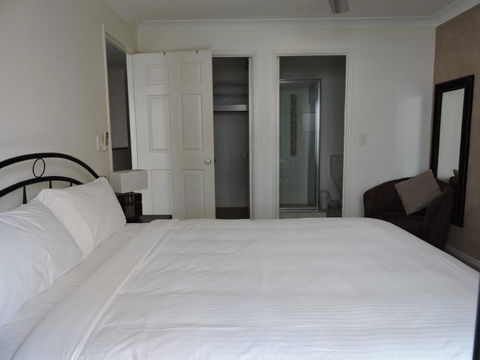 Koola Beach Apartments Bargara - Accommodation Sunshine Coast 3