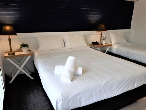 Kurri Motor Inn - Accommodation Sunshine Coast 0
