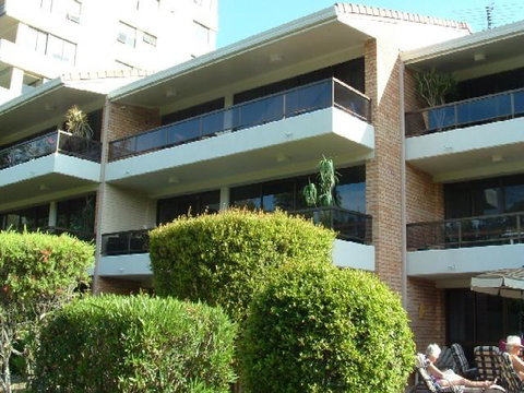 La Mer Apartments - Accommodation Sunshine Coast 0