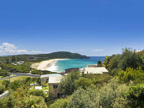 Laaqua - Accommodation Sunshine Coast 0