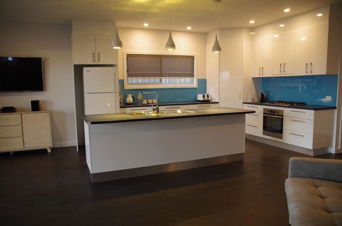 Laguna View - Accommodation Sunshine Coast 0
