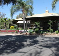 Lake Forbes Motel - Accommodation Sunshine Coast