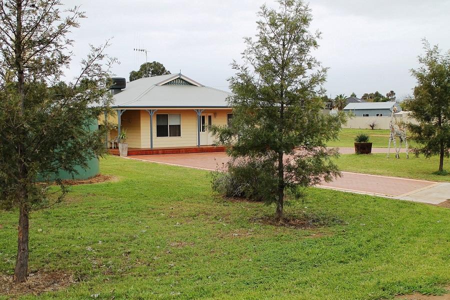 Straten ACT Accommodation Sunshine Coast