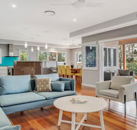 LAKEFRONT and SUNSET HAVEN - Accommodation Sunshine Coast