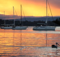 Lakes Edge Cottage - Accommodation Sunshine Coast