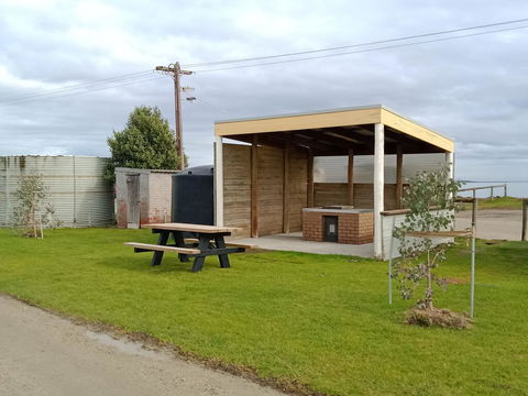 Lang Lang Caravan Park - Accommodation Sunshine Coast 0