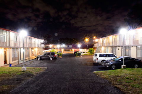 Liberty Plains Motor Inn - Accommodation Sunshine Coast 0