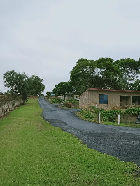 Limestone Coast Tourist Park - Accommodation Sunshine Coast 3