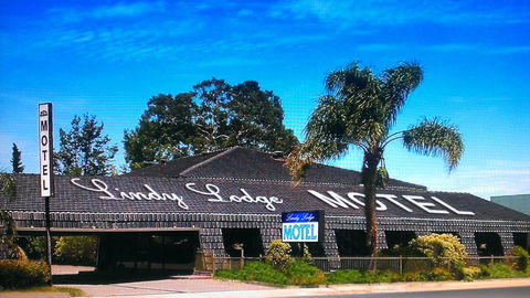 Lindy Lodge Motel - Accommodation Sunshine Coast 0