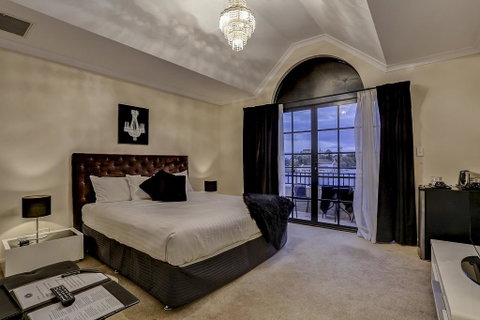Luxe On Kensington - Accommodation Sunshine Coast 3
