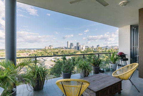 Luxury & Location - Sea Views With Modern Class ! - Accommodation Sunshine Coast 2