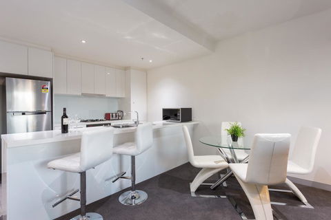 Luxury Apartments By Royal Stays - Accommodation Sunshine Coast 2