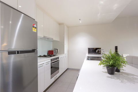 Luxury Apartments By Royal Stays - Accommodation Sunshine Coast 3