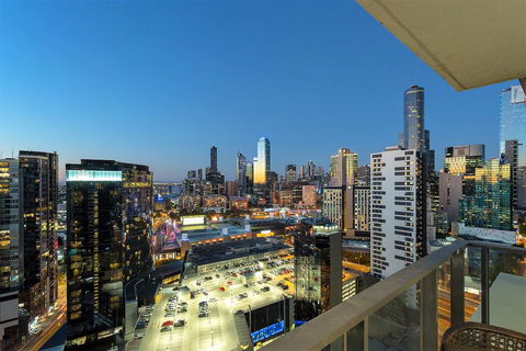 Luxury Apartments By Royal Stays - Accommodation Sunshine Coast 0