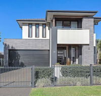 Luxury Brand New Home - Accommodation Sunshine Coast