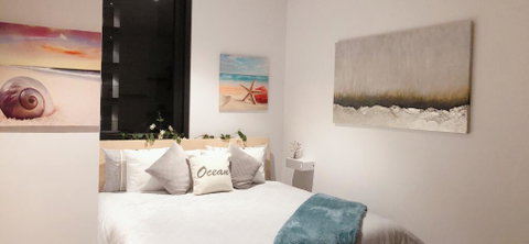 LUXURY KING APARTMENT PARRAMATTA CBD 1 MIN FROM STATION & WESTFIELD Sleeps 4 - Accommodation Sunshine Coast 1