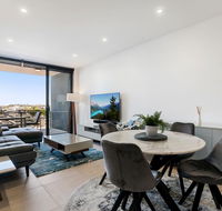Luxury Living with Panoramic Views - Accommodation Sunshine Coast