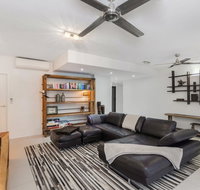 Luxury Pool Side Apartment in Beachfront Resort - Accommodation Sunshine Coast