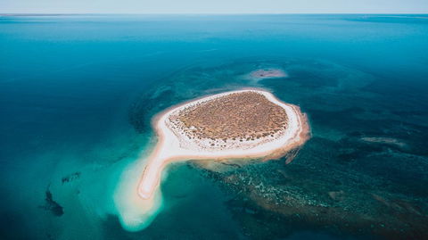 Mackerel Islands - Accommodation Sunshine Coast 2