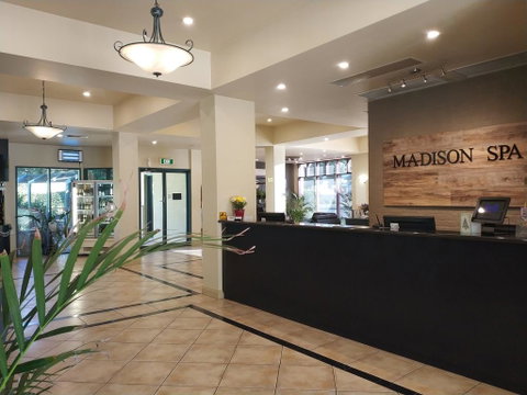 Madison Spa Motel - Adults Only - Accommodation Sunshine Coast 3