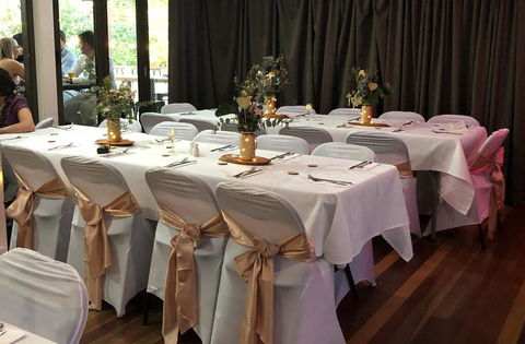 Maleny Hotel - Accommodation Sunshine Coast 2