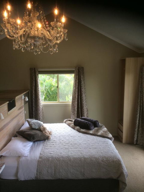 Maleny Luxury Cottages - Accommodation Sunshine Coast 3