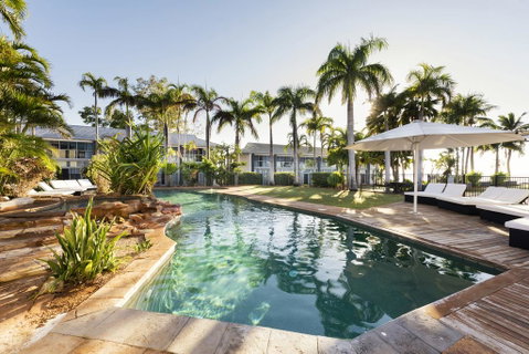 Mangrove Hotel - Accommodation Sunshine Coast 2