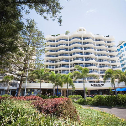 Mantra Zanzibar - Accommodation Sunshine Coast 1