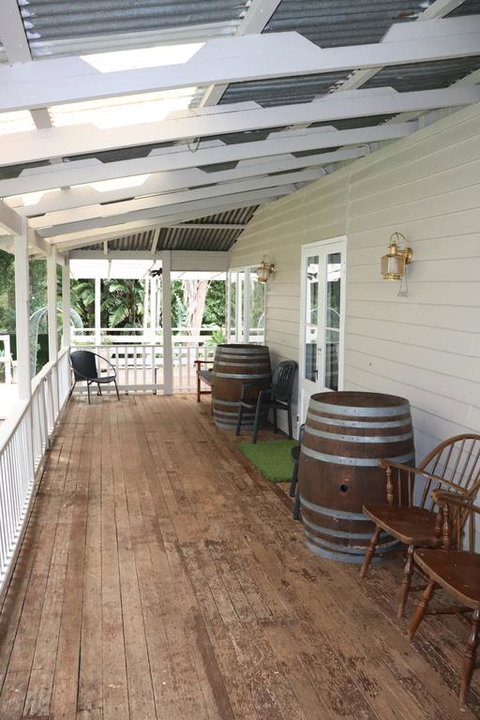 Mapleton Falls Farm House - Accommodation Sunshine Coast 1