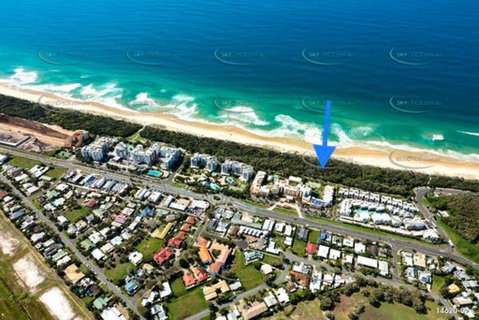 Marcoola Beachfront 3BR -Pool-100m To The Beach. - Accommodation Sunshine Coast 0