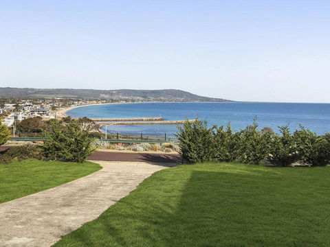 Martha's Villa - Accommodation Sunshine Coast 2