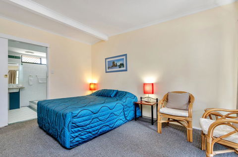 MAS Country Jackie Howe Motel - Accommodation Sunshine Coast 0