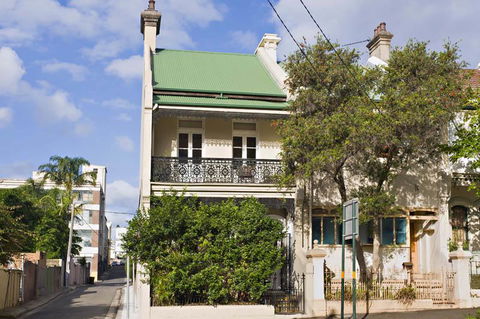 Master Room With Air Con - Accommodation Sunshine Coast 2