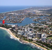 Maui 6 - 2 BDRM Apt on Parkyn Pde - Accommodation Sunshine Coast