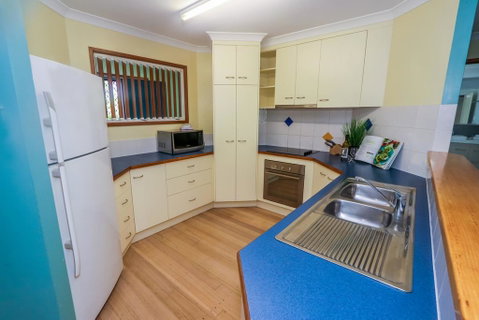 McLeods - Accommodation Sunshine Coast 3