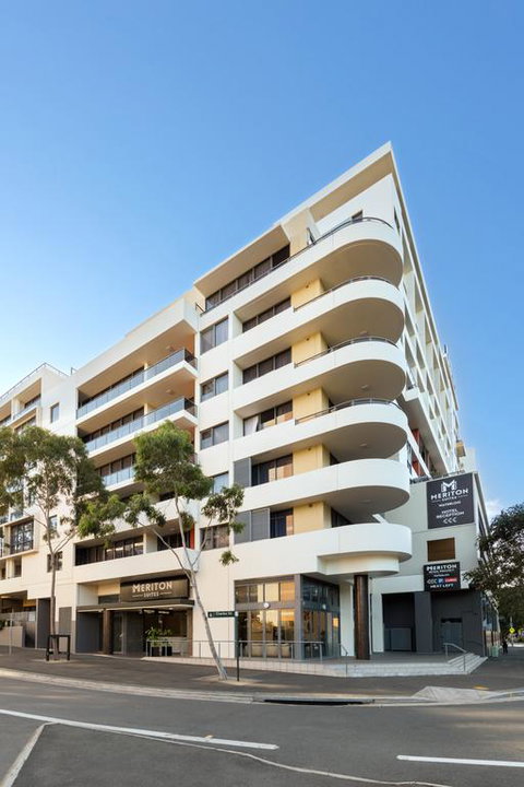 Meriton Suites Waterloo - Accommodation Sunshine Coast 3