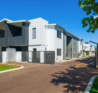 MERRIFIELD Foothill Suites - RELAXING LIFETYLE CHOICE - Accommodation Sunshine Coast