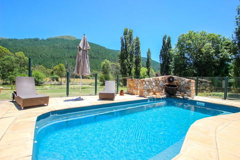 Mill Cottage - Accommodation Sunshine Coast 1
