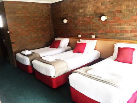 Moama Motel - Accommodation Sunshine Coast 0